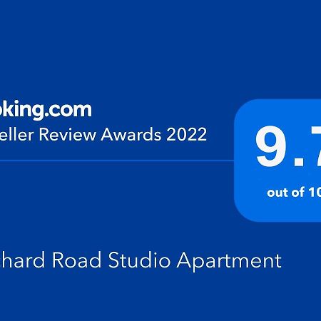Orchard Road Studio Apartment Hook Norton Ngoại thất bức ảnh