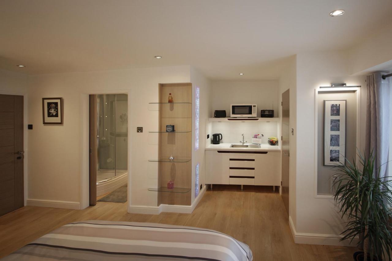 Orchard Road Studio Apartment Hook Norton Ngoại thất bức ảnh
